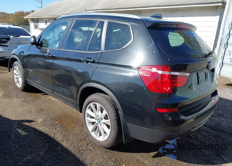 2015 BMW X3 xDrive28D z USA, uszkodzony, nr VIN 5UXWY3C58F0E97837